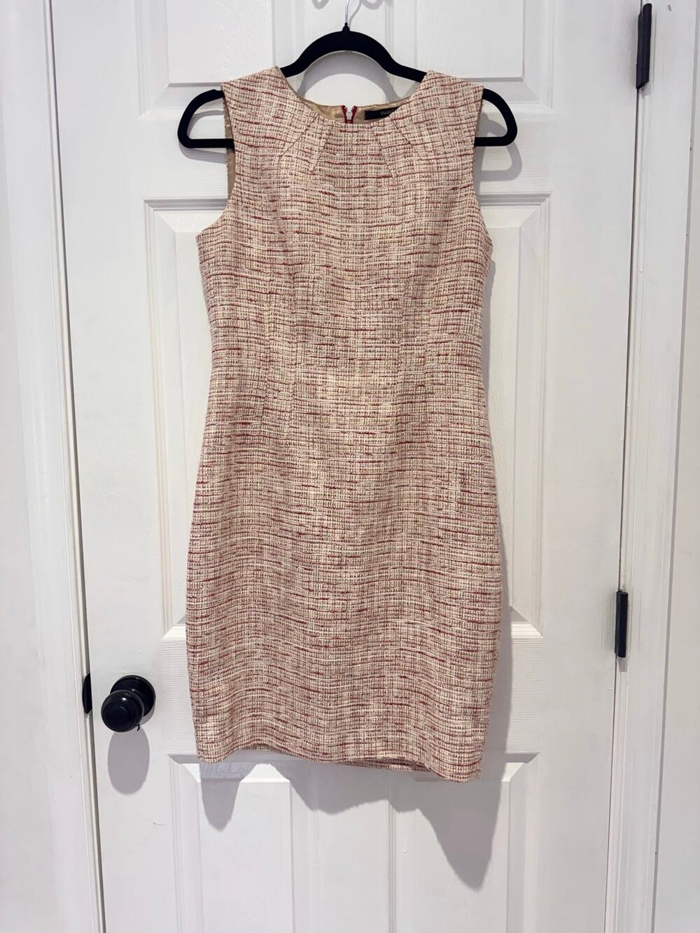 Tahari Sleeveless Pink Tweed Sheath Dress - Size 2